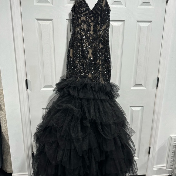 MacDuggal dress - Picture 2 of 7